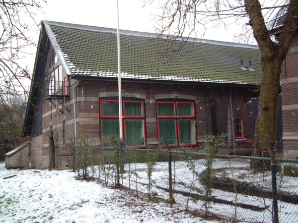 Ons groepshuis, het voormalige koetshuis van herenboerderij Landvreugd