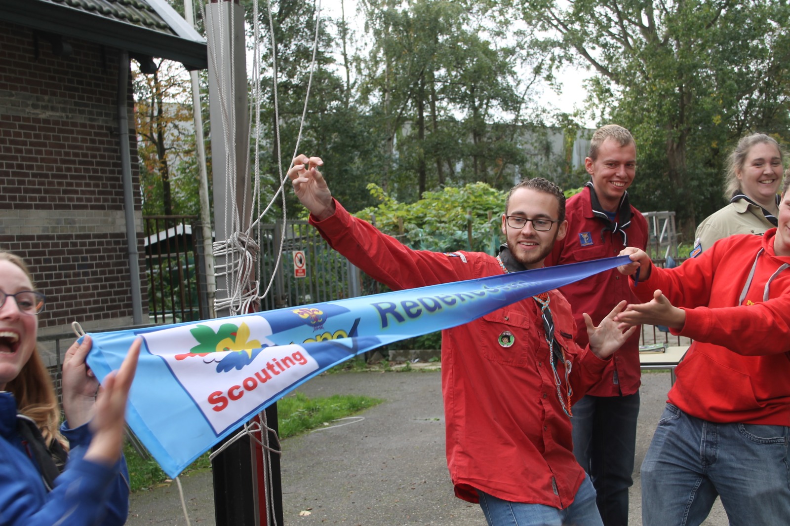 Een nieuwe speltak: de roverscouts